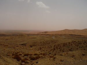 Going up of the desert, to cross the Atlas - Assermo.