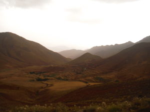 Near The pass of Tizi-n'Oufti 