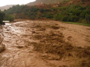 l'Oued en crue, near Ouaoussinet